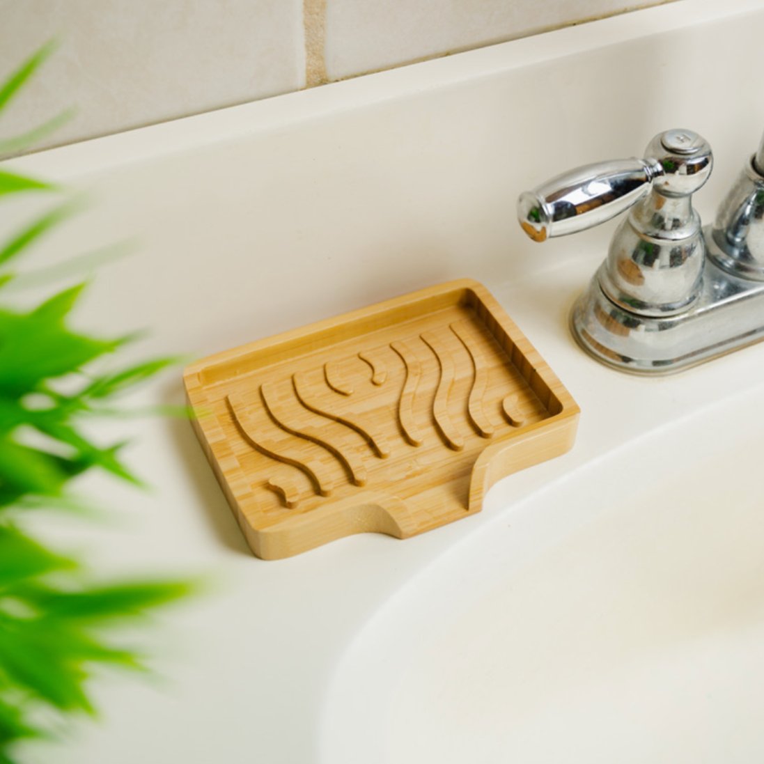 Bamboo Switch Bamboo Soap Lift | Wavy