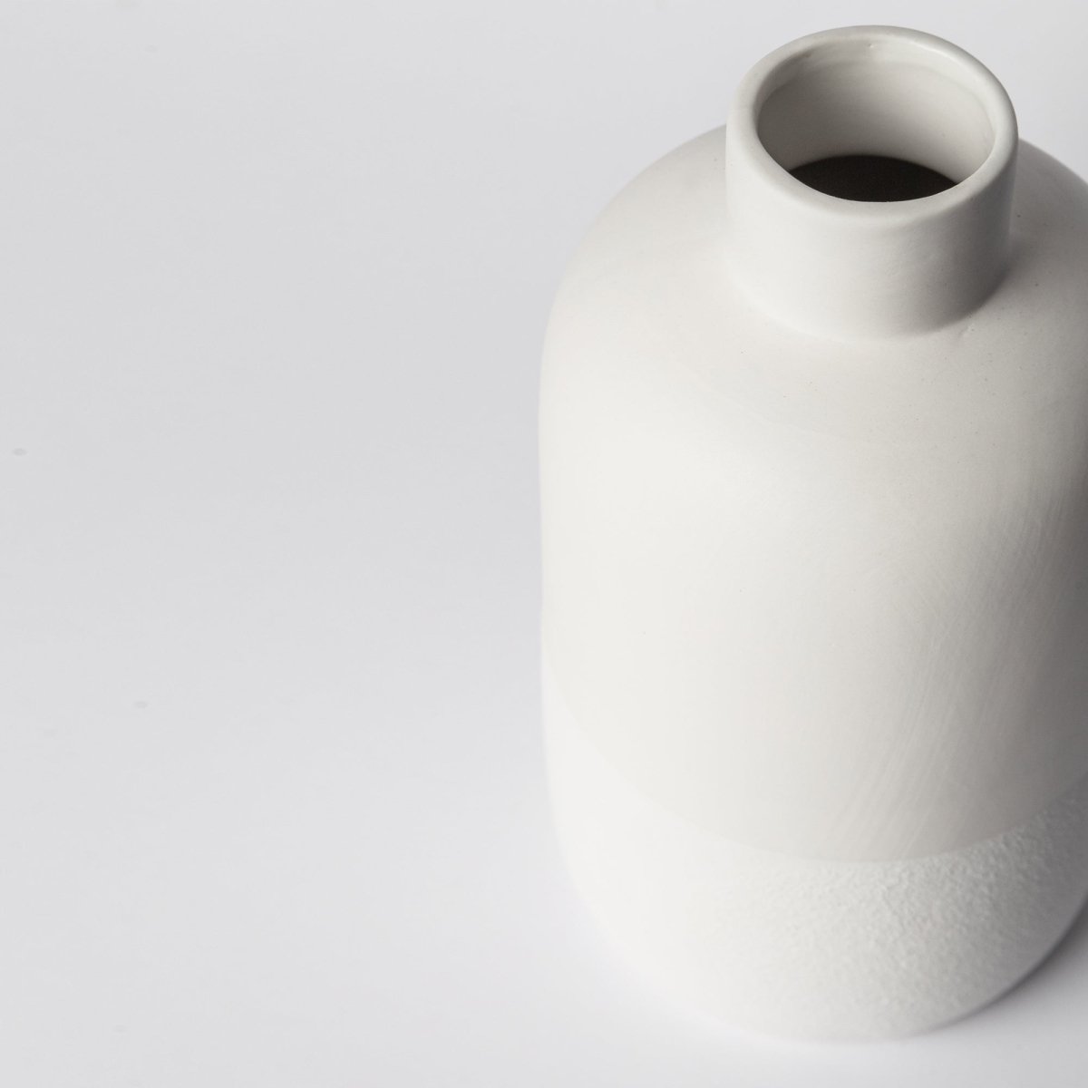 Porto Boutique 214 - Ceramic Vase - lily & onyx