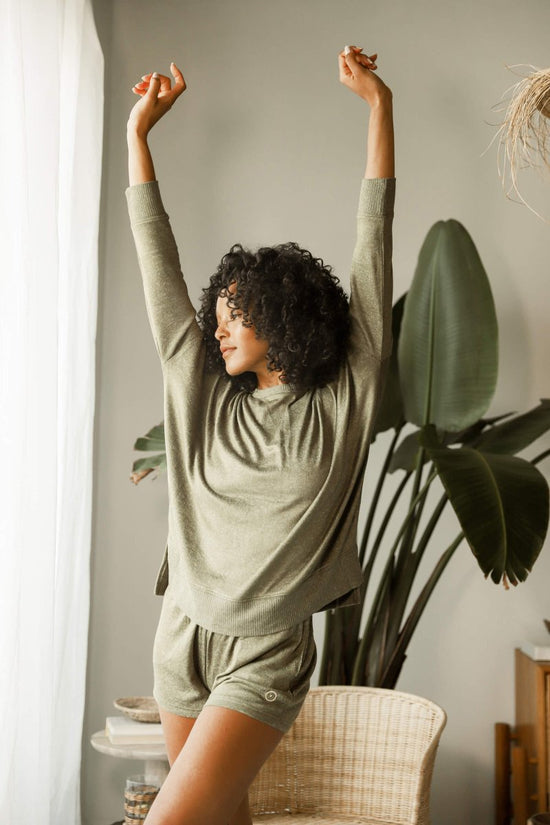 Sunday Citizen Cosset Relaxed Pullover - lily & onyx