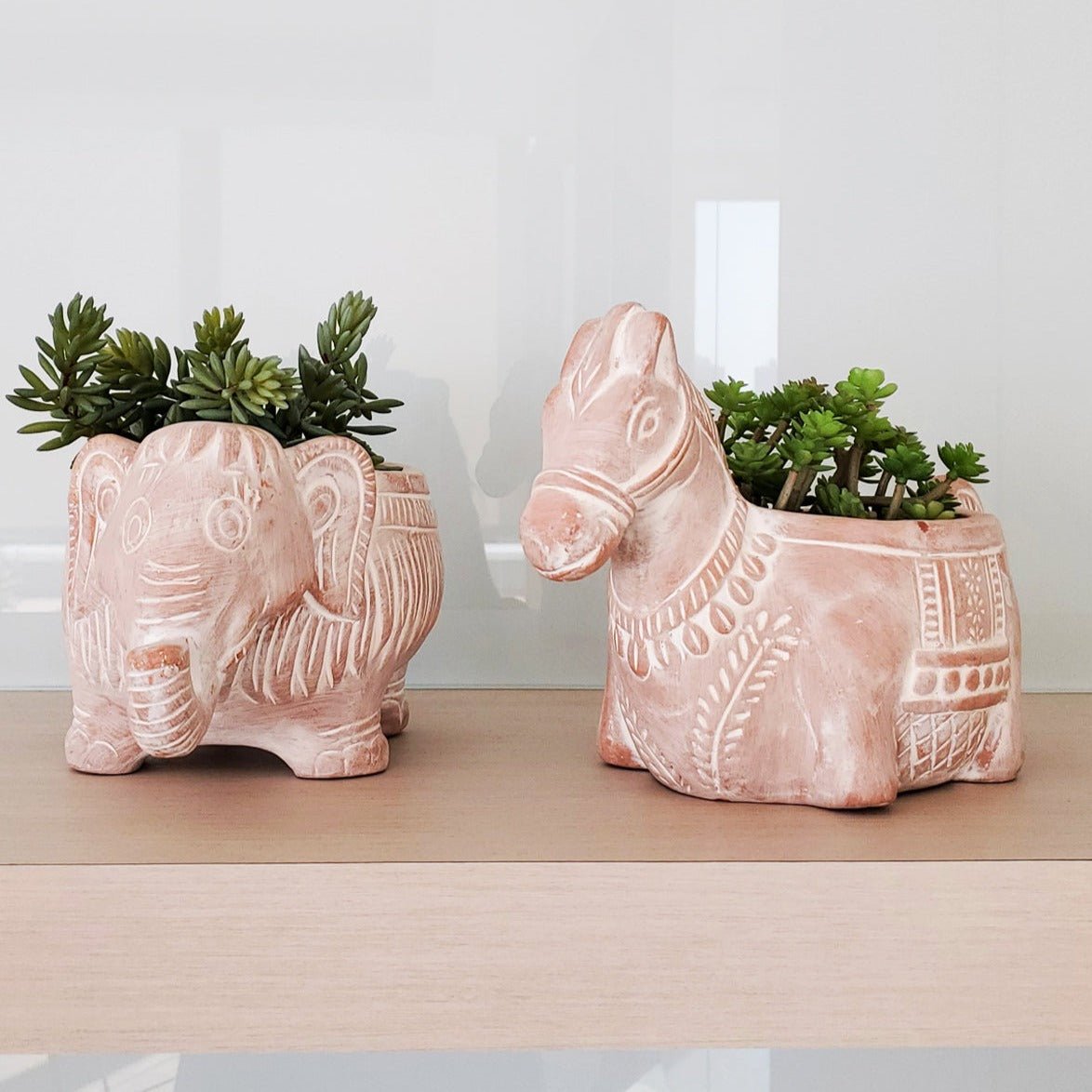 KORISSA Terracotta Pot - Horse - lily & onyx