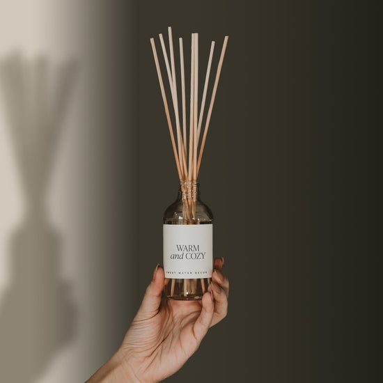 Sweet Water Decor Warm and Cozy Clear Reed Diffuser - lily & onyx