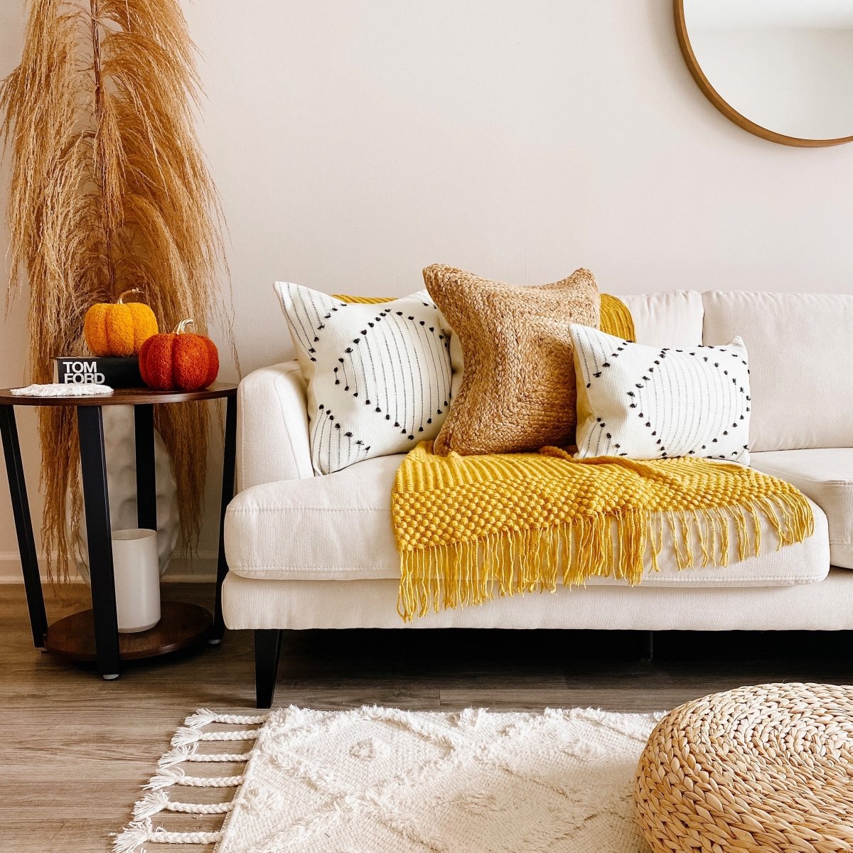 Autumn Aesthetics - lily & onyx