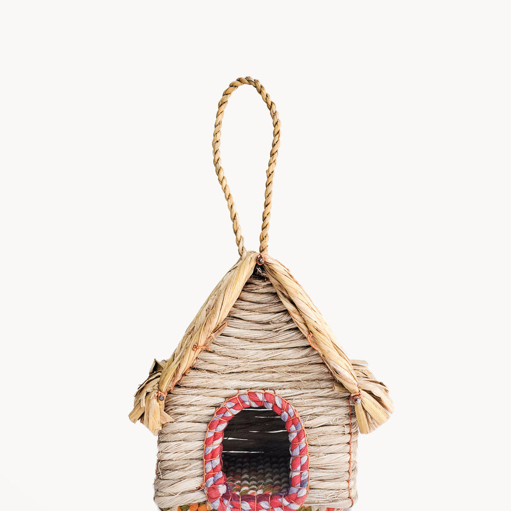 Seagrass & Sari Birdhouse - Cabin