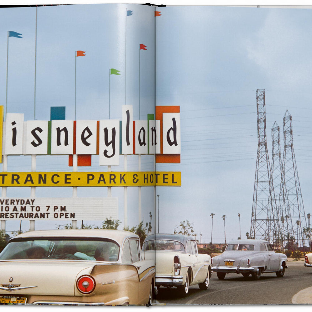 Walt Disney’s Disneyland (English)