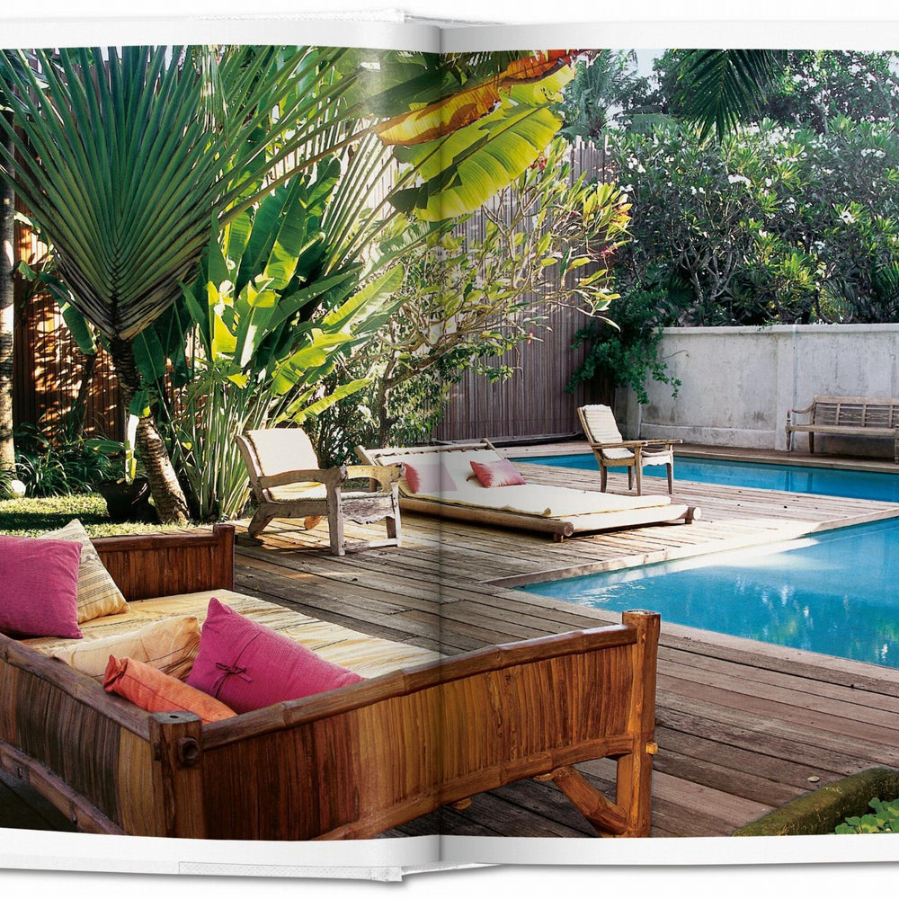 Living in Bali. 40th Ed. (German, French, English)