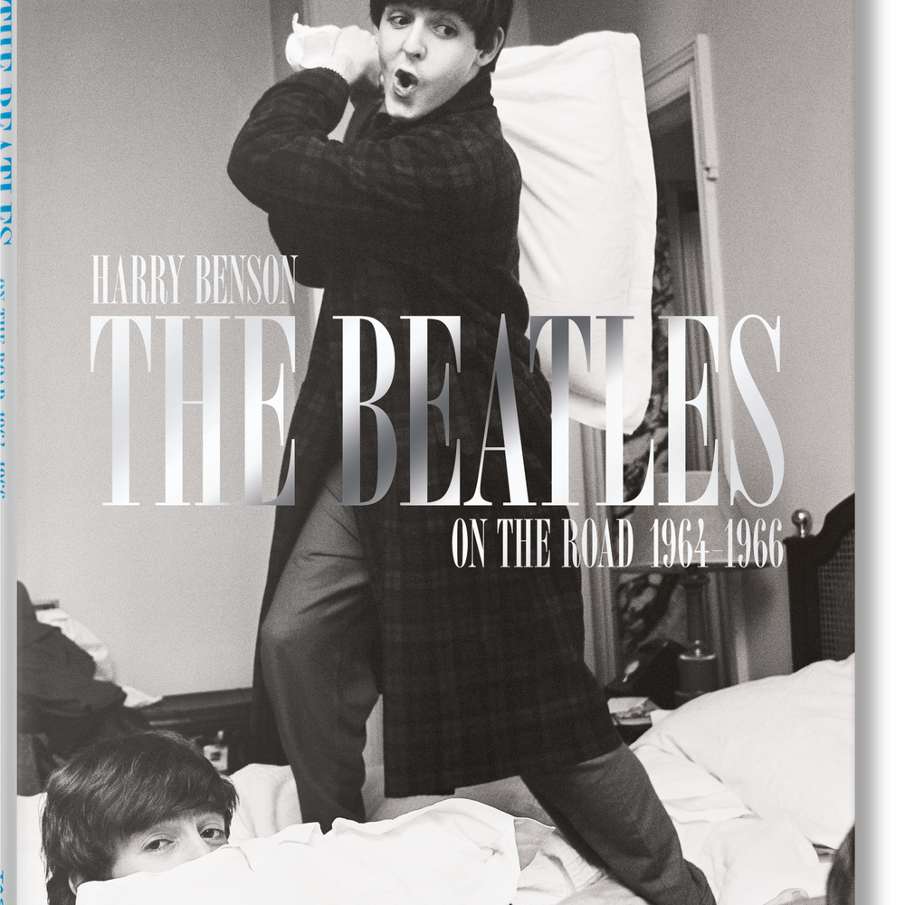 Harry Benson. The Beatles (German, French, English)