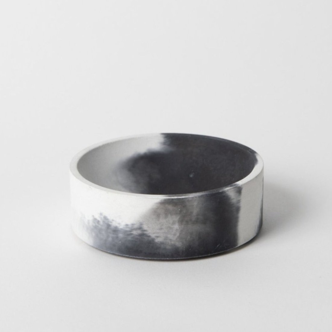 Pretti.Cool 4" Catchall Trinket Dish | Cookies n Cream