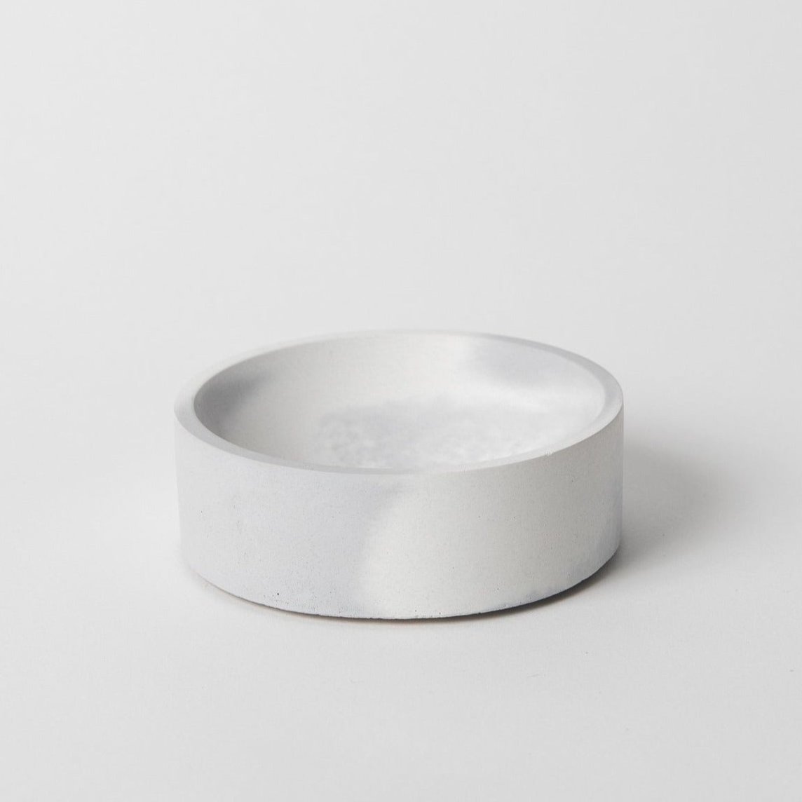 Pretti.Cool 4" Catchall Trinket Dish | Grey & White