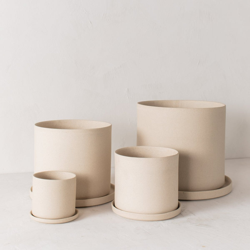 
                      
                        CONVIVIAL 4" Minimal Planter | Raw Stoneware - lily & onyx
                      
                    