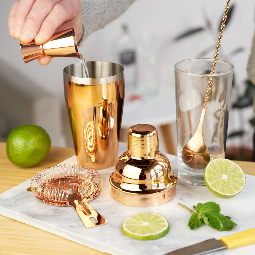 
                      
                        True 4 - Piece Mixologist Barware Set, Copper - lily & onyx
                      
                    