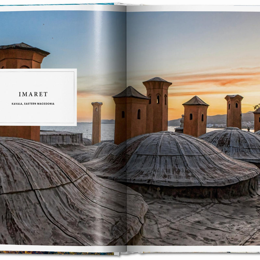 
                      
                        Great Escapes Greece. The Hotel Book (German, French, English)
                      
                    