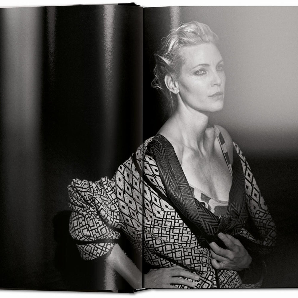 
                      
                        Peter Lindbergh. On Fashion Photography. 40th Ed. (German, French, English)
                      
                    