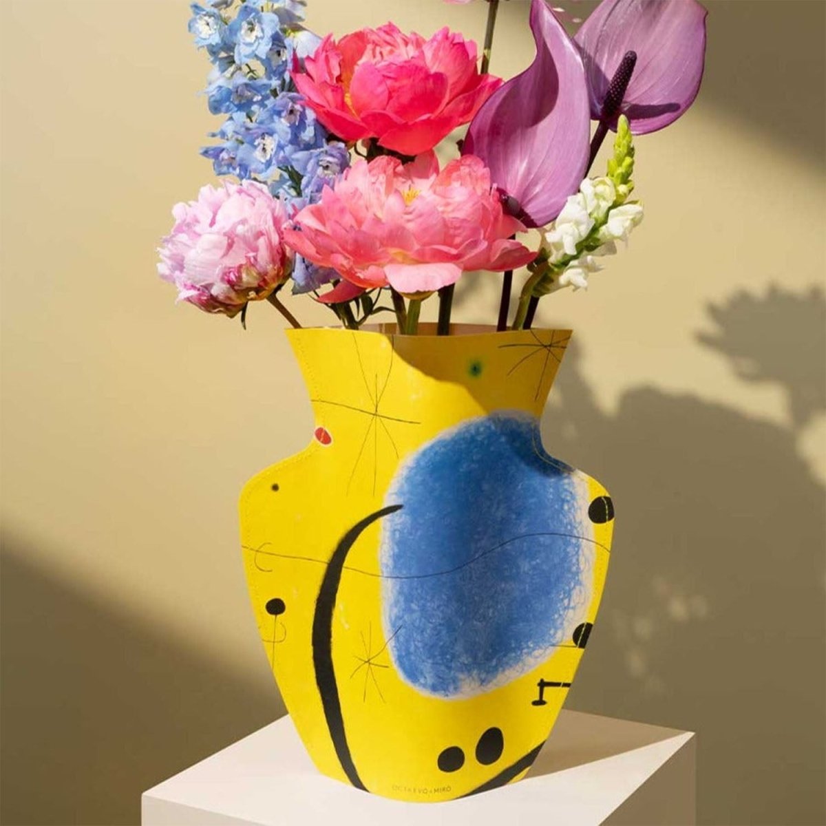 54Celsius OCTAEVO Miró Paper Vase - Yellow