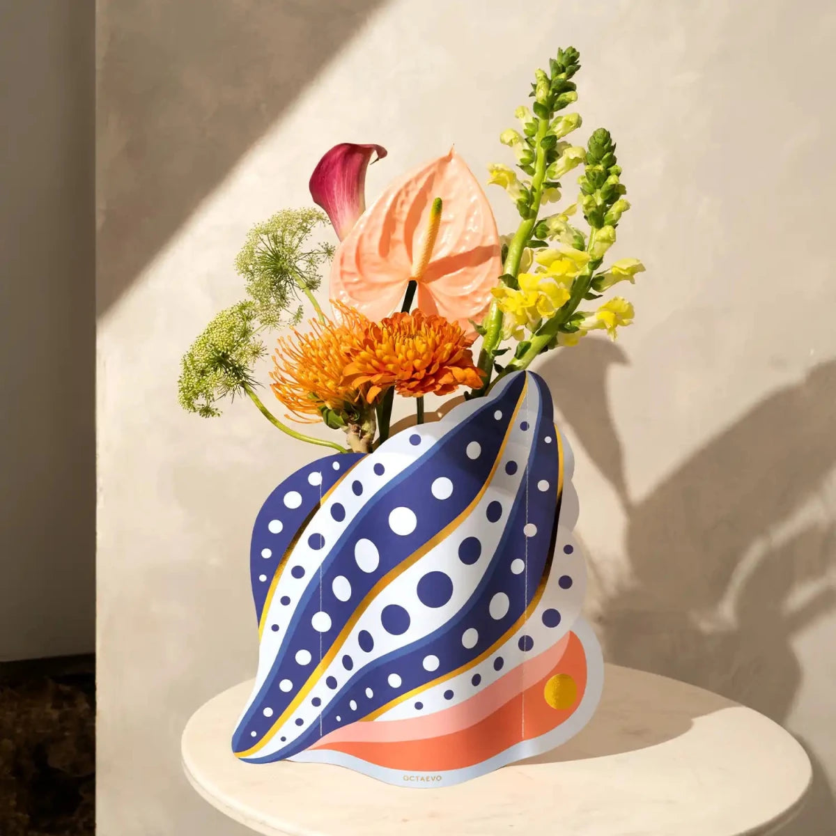 54Celsius Octaevo Paper Vase - Shell