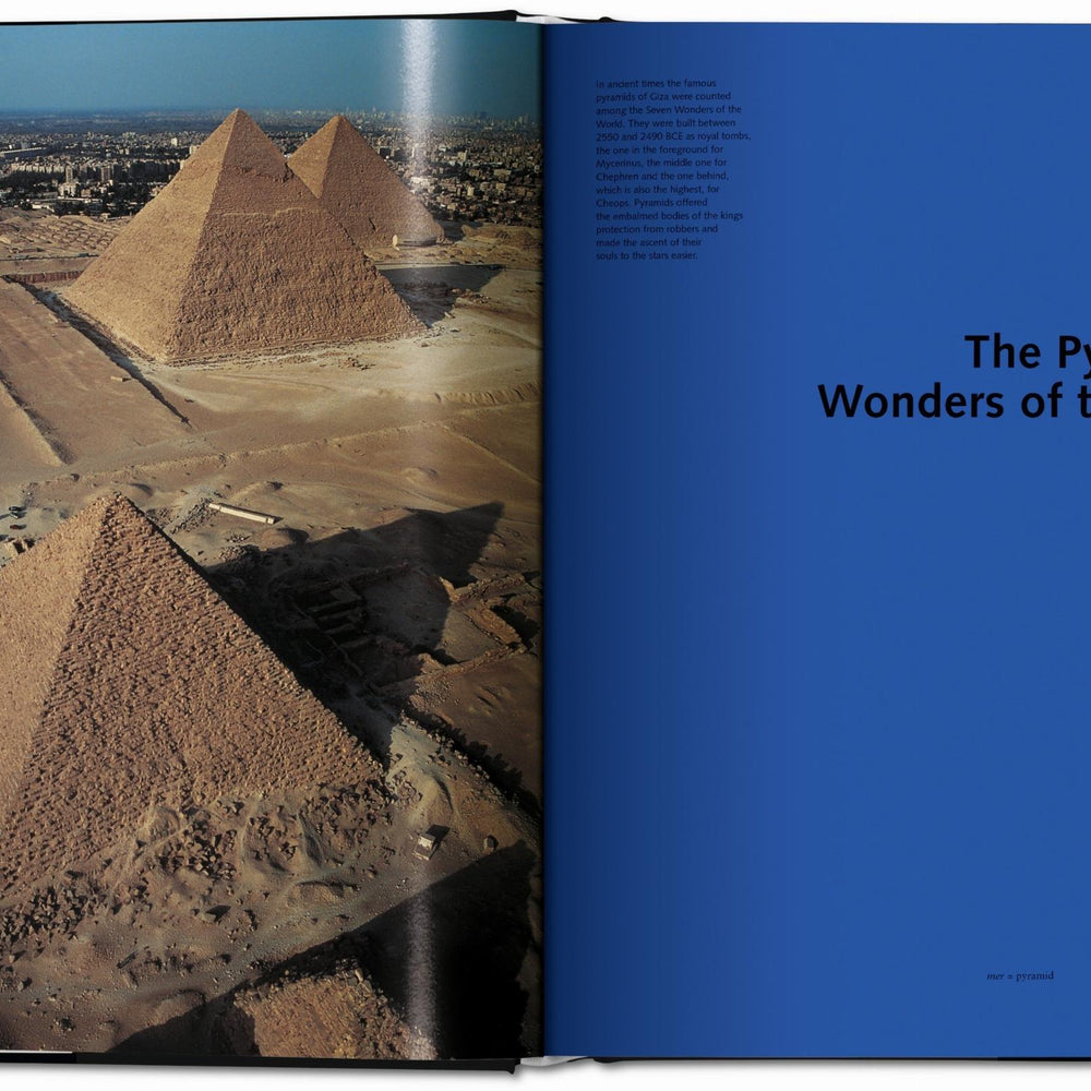 
                      
                        Egypt. People, Gods, Pharaohs (English)
                      
                    