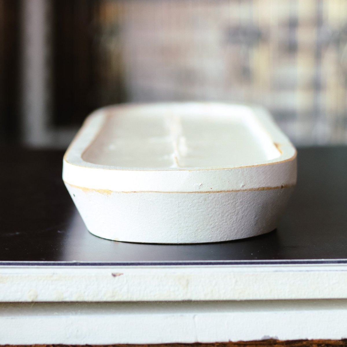 Cedar Mountain Candle 7 Wick White Wood Dough Bowl - lily & onyx