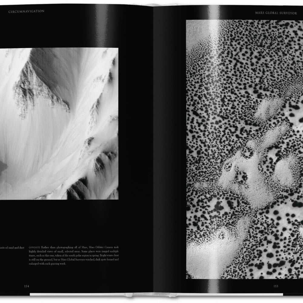 
                      
                        Mars. Photographs from the NASA Archives (German, French, English)
                      
                    