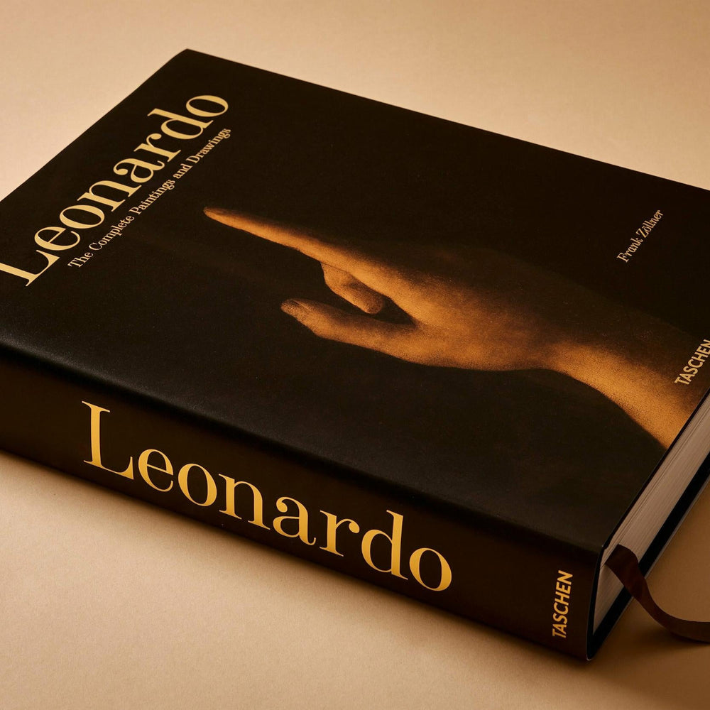 
                      
                        Leonardo. The Complete Paintings and Drawings (English)
                      
                    