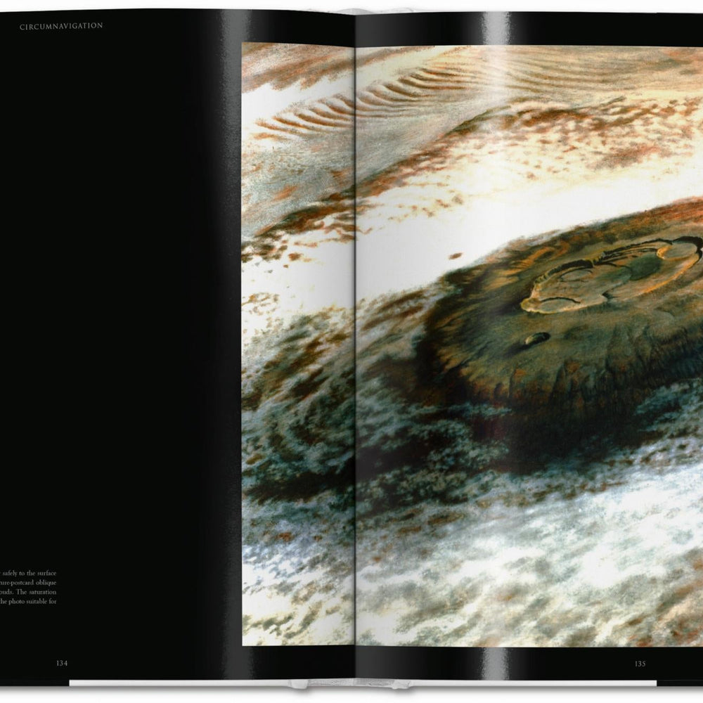 
                      
                        Mars. Photographs from the NASA Archives (German, French, English)
                      
                    