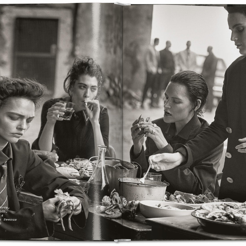 
                      
                        Peter Lindbergh. Untold Stories (English)
                      
                    