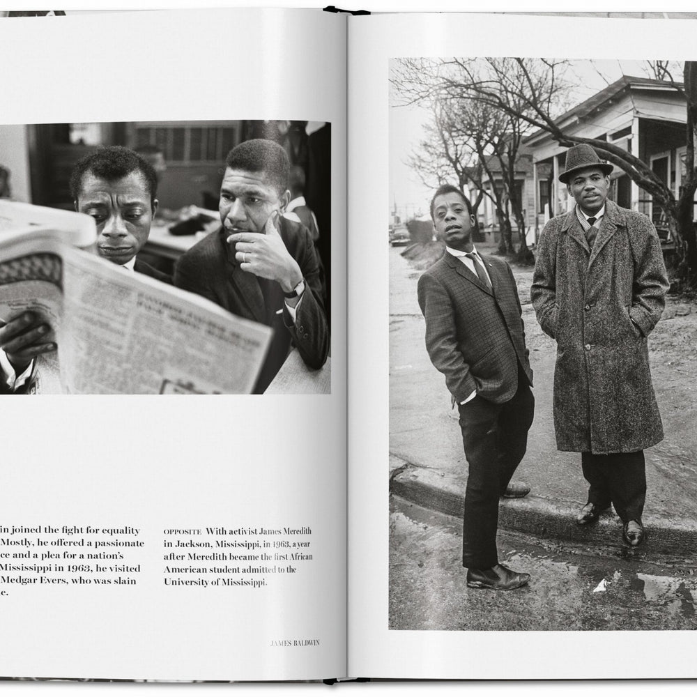 
                      
                        James Baldwin. Steve Schapiro. The Fire Next Time (English)
                      
                    
