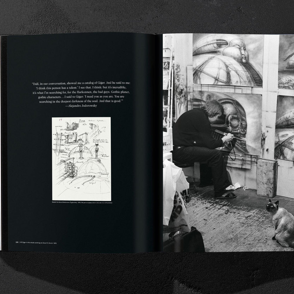 
                      
                        HR Giger (German, French, English)
                      
                    