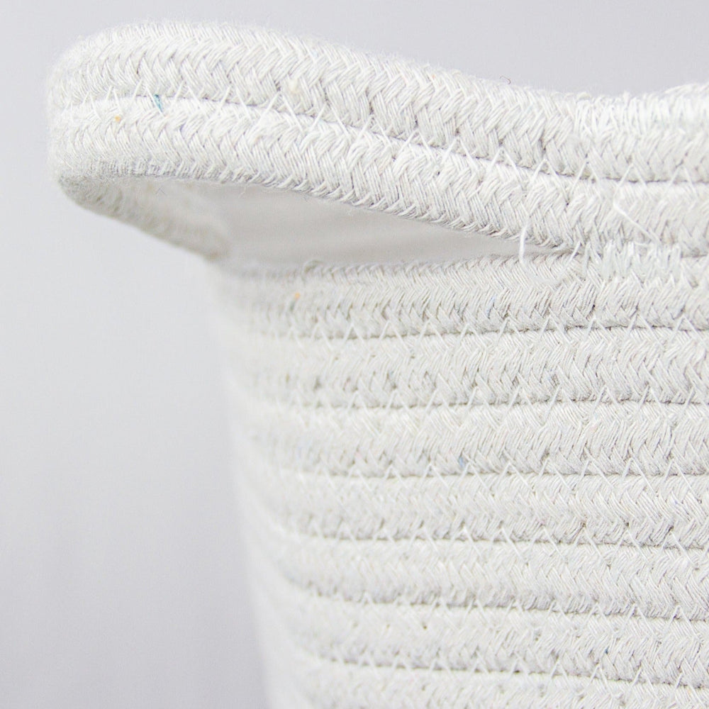 
                      
                        938 - Coton Basket With Contrasting Handles
                      
                    