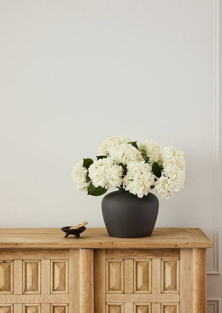 
                      
                        Fake Flowers Real Touch Hydrangea Stem in Talc White, 18"
                      
                    