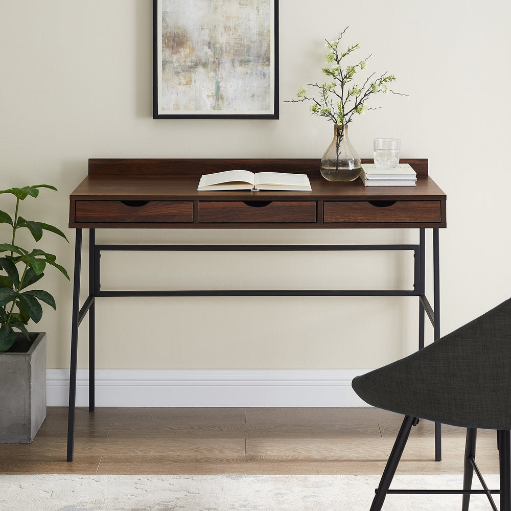 
                      
                        Marvin Desk
                      
                    