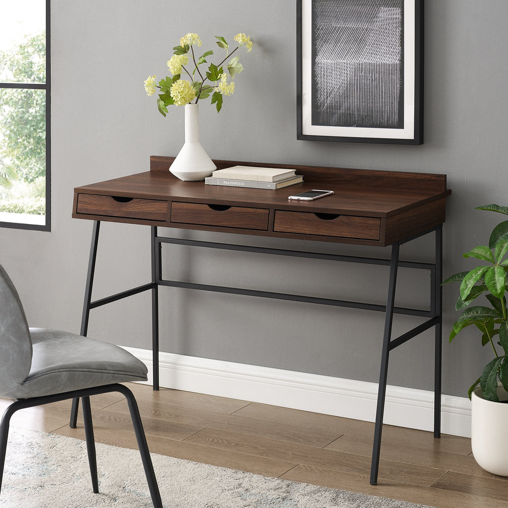 
                      
                        Marvin Desk
                      
                    