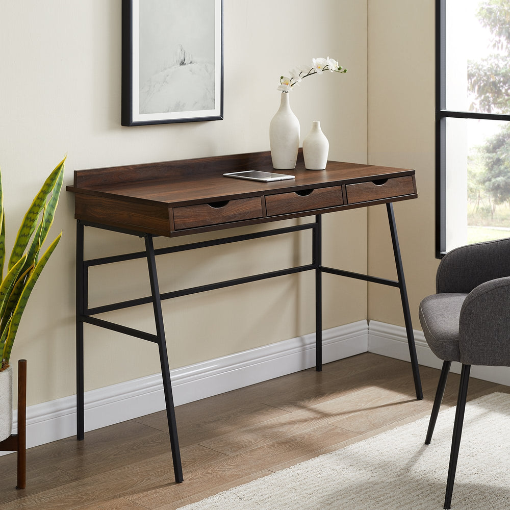 
                      
                        Marvin Desk
                      
                    