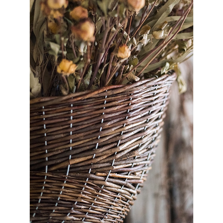 
                      
                        Horn Shape Willow Hanging Basket Planter
                      
                    