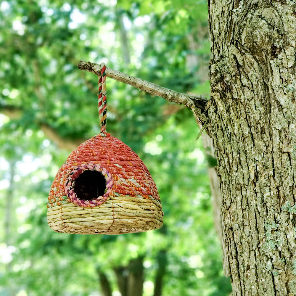 Seagrass & Sari Birdhouse - Garden