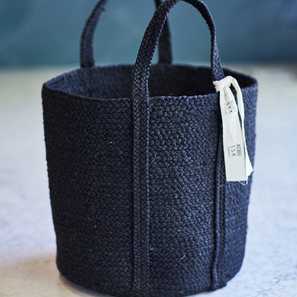 
                      
                        Kata Basket with Handle, Black
                      
                    
