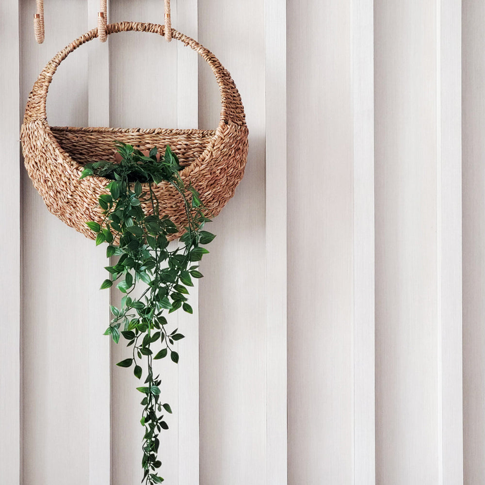 Savar Hanging Planter