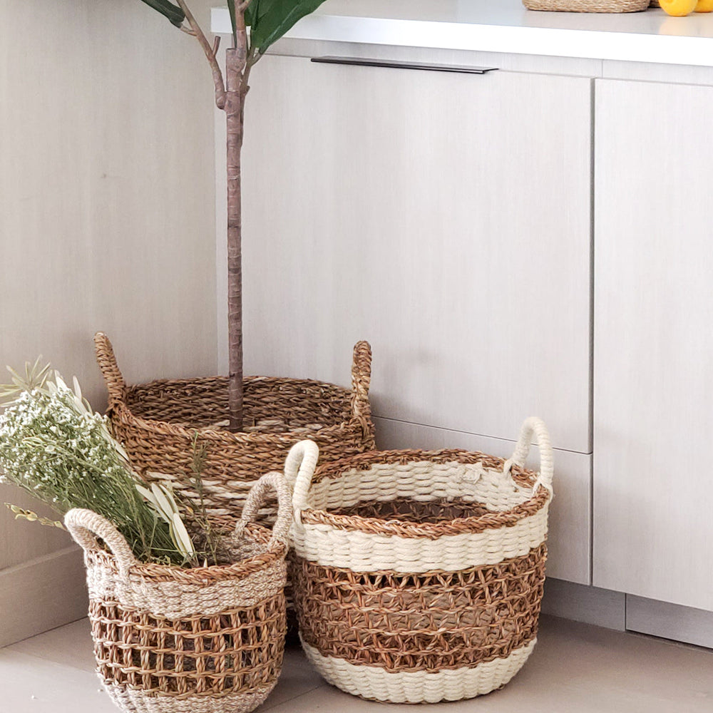 
                      
                        Ula Mesh Basket, Natural
                      
                    