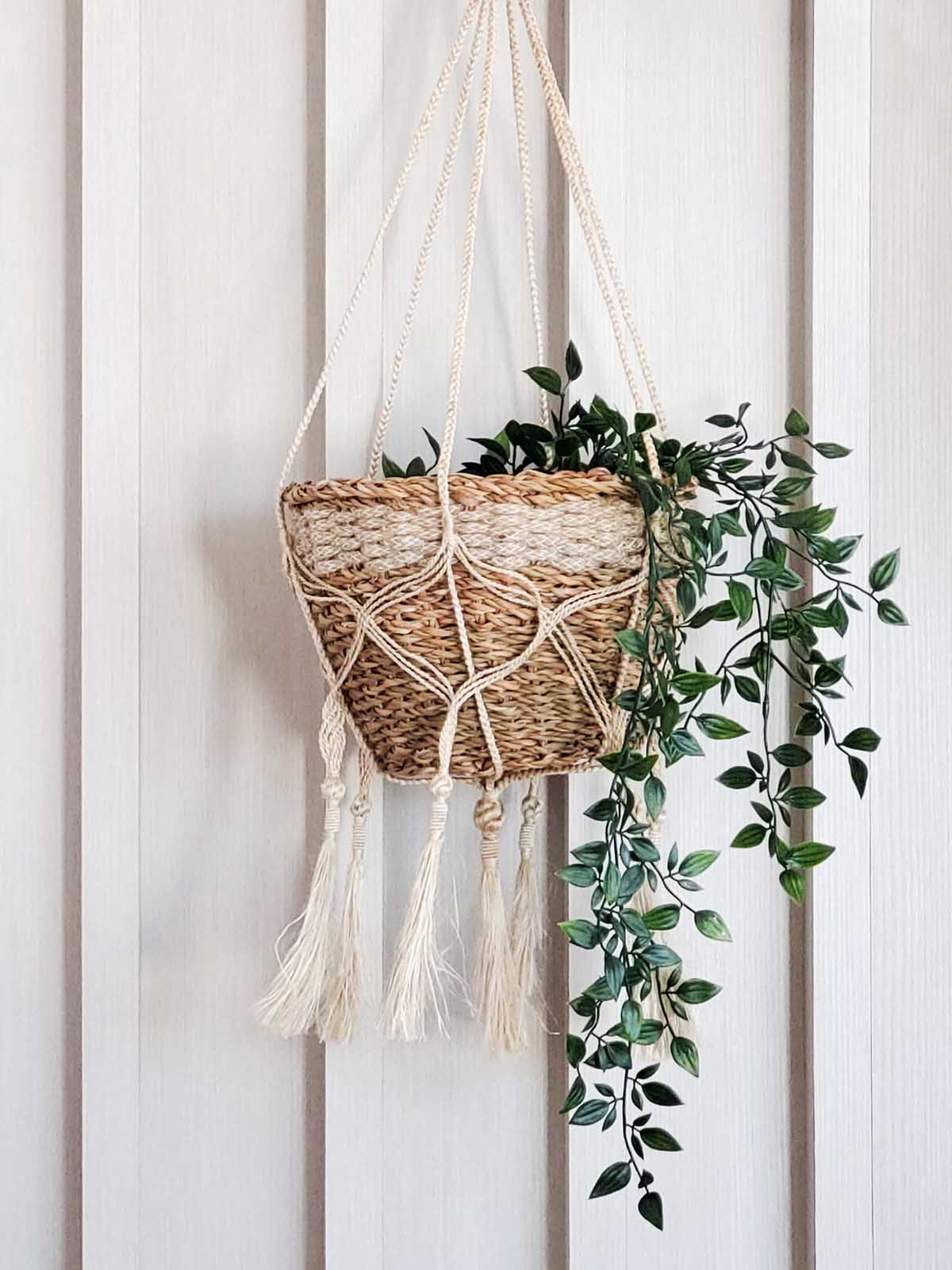 farmhouse plant hanger Plant Hanger - Bitan