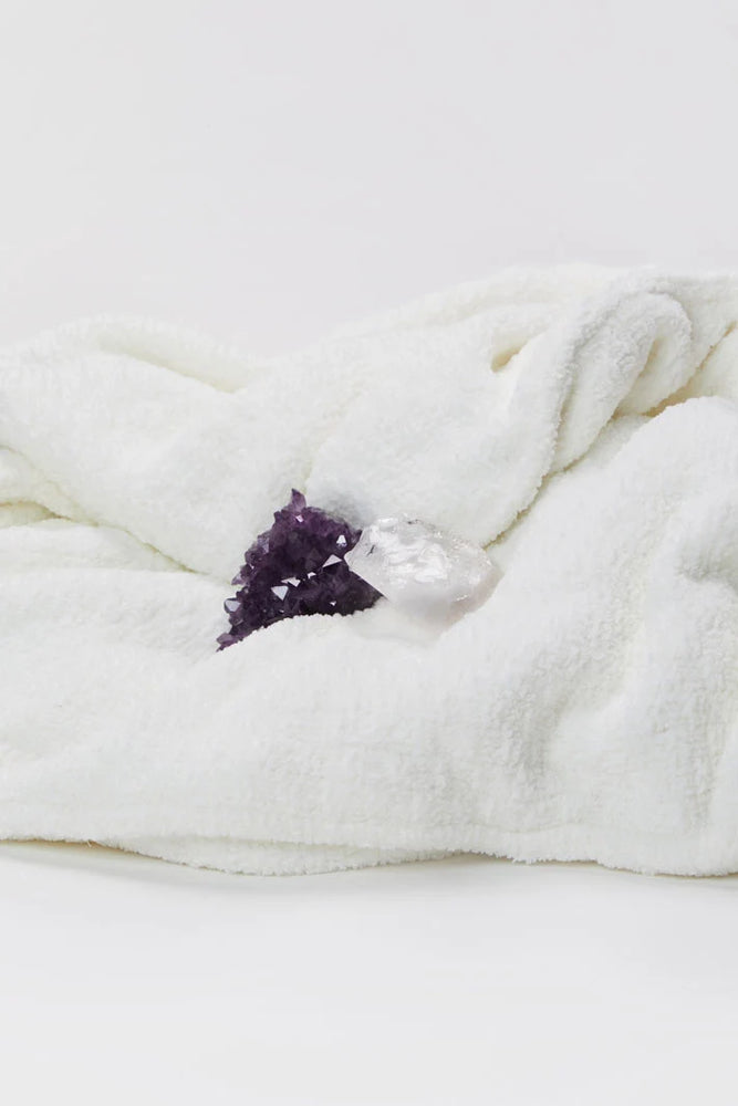 
                      
                        Snug Crystal Weighted Blanket
                      
                    