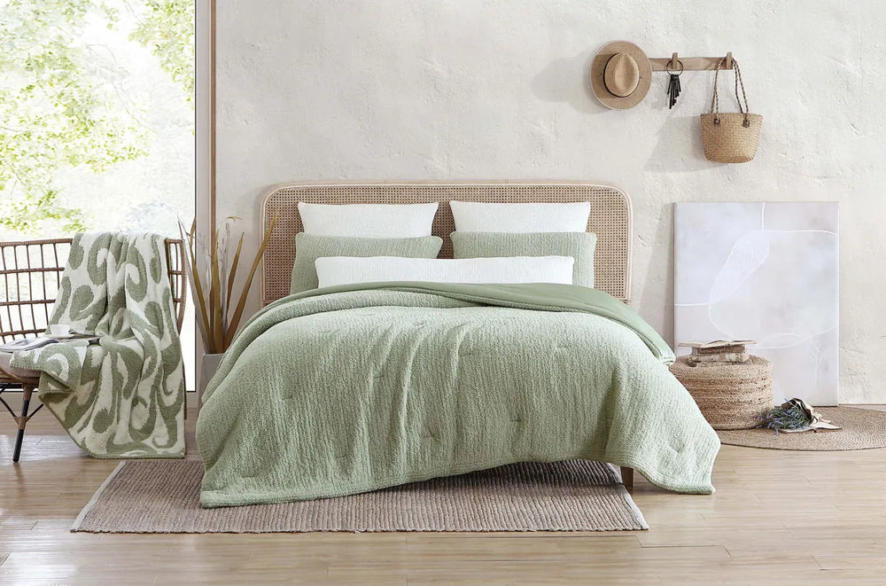 
                      
                        Snug Stitch Bundle
                      
                    