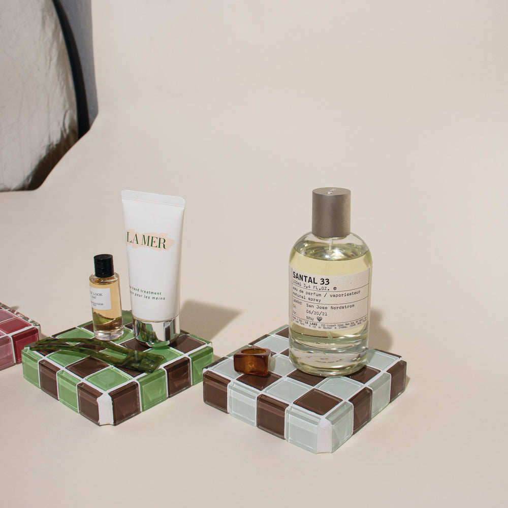 
                      
                        Glass Tile Cube - Mint Dark Chocolate
                      
                    