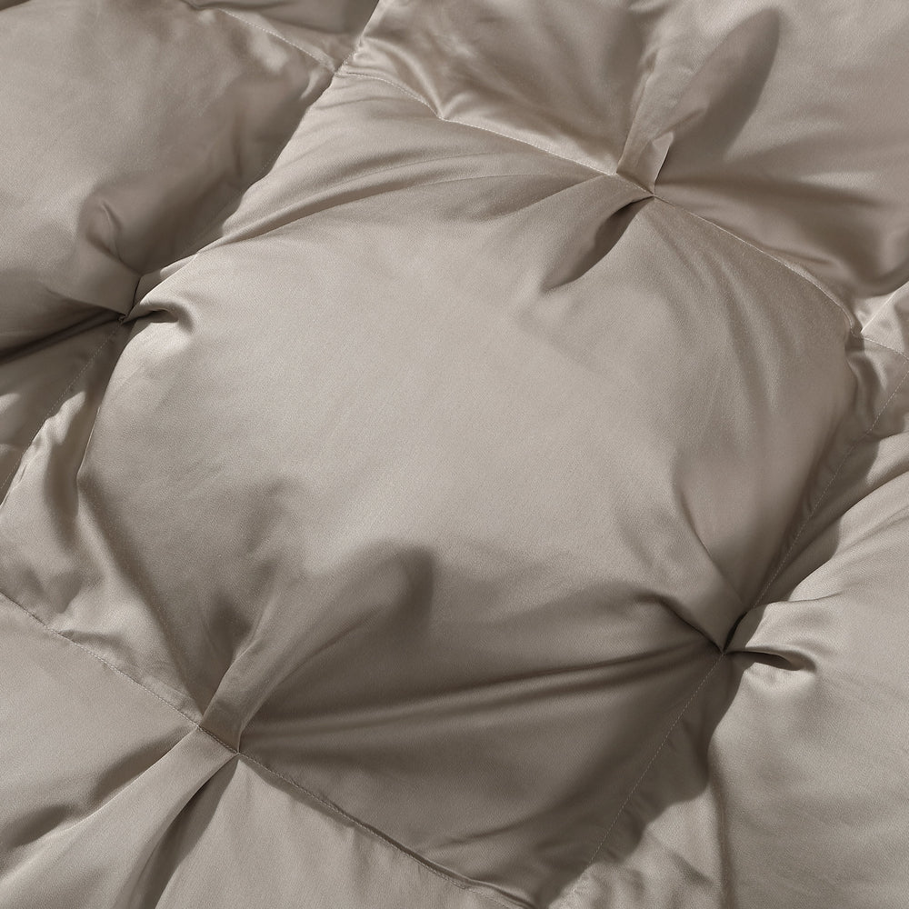 
                      
                        Premium Bamboo Bubble Comforter
                      
                    