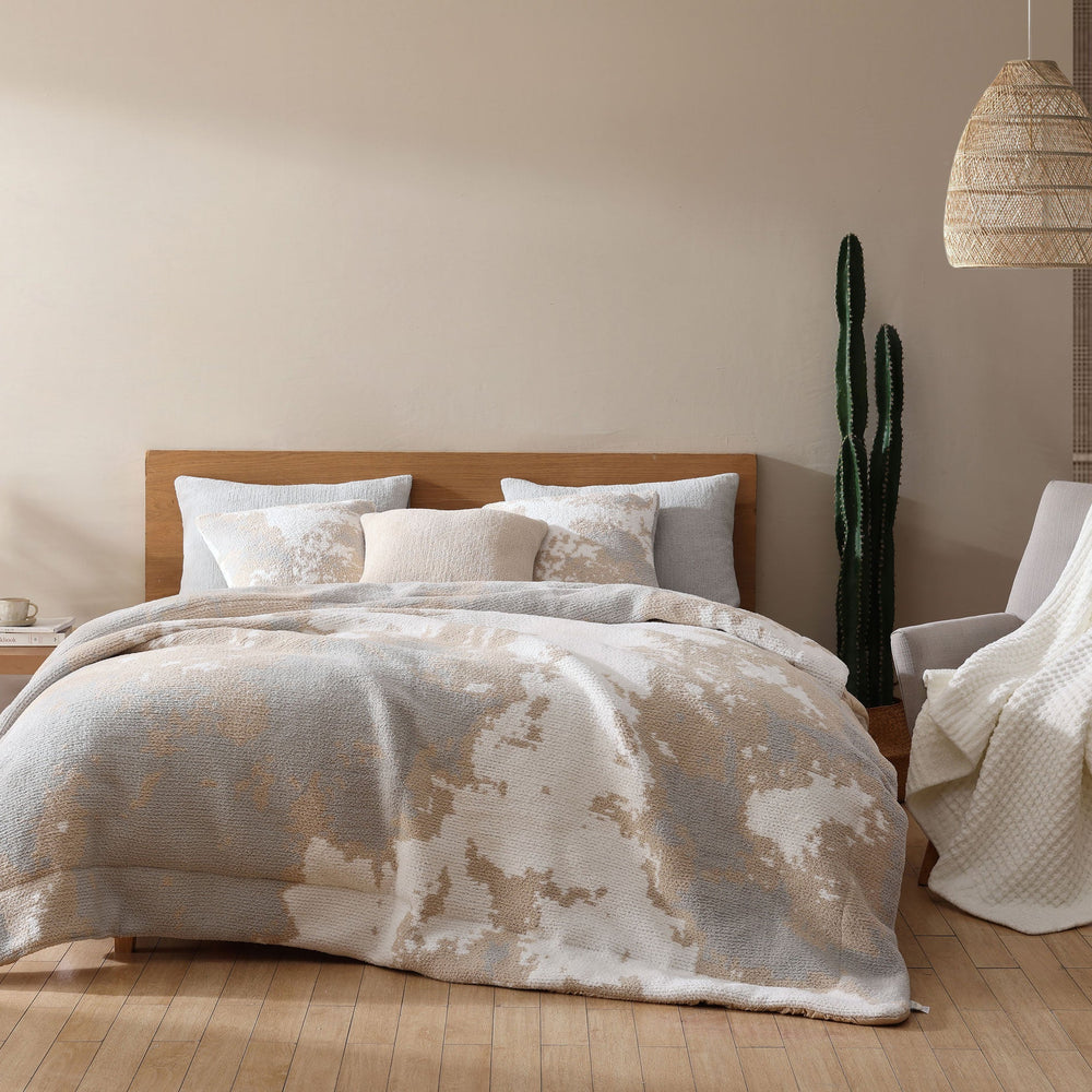 
                      
                        Waffle Lightweight Throw
                      
                    