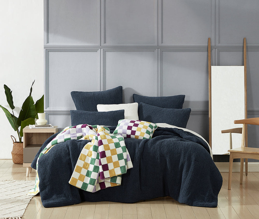 
                      
                        Snug Stitch Bundle
                      
                    
