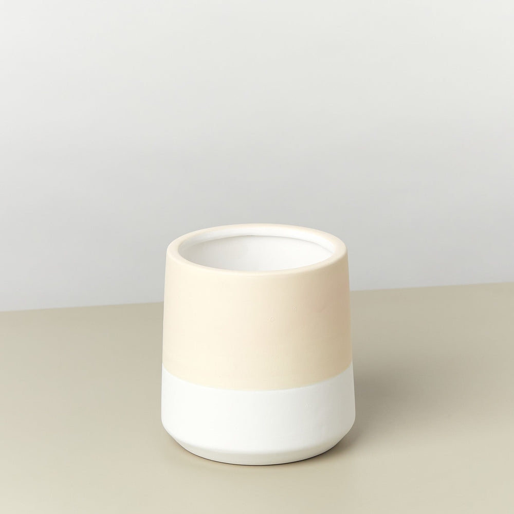 
                      
                        Gradient Cylinder Pot, 5 Inch
                      
                    