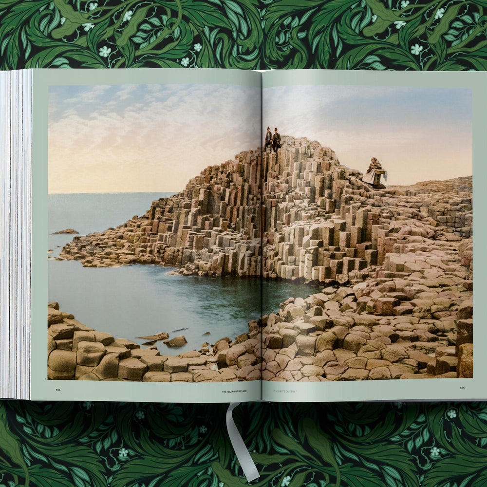 
                      
                        British Isles 1900. A Portrait in Colour (German, French, English)
                      
                    