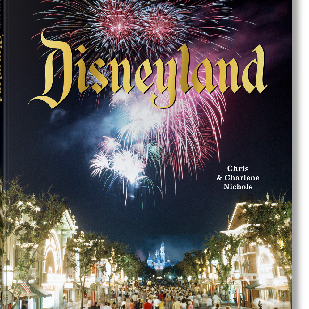 Walt Disney’s Disneyland (English)