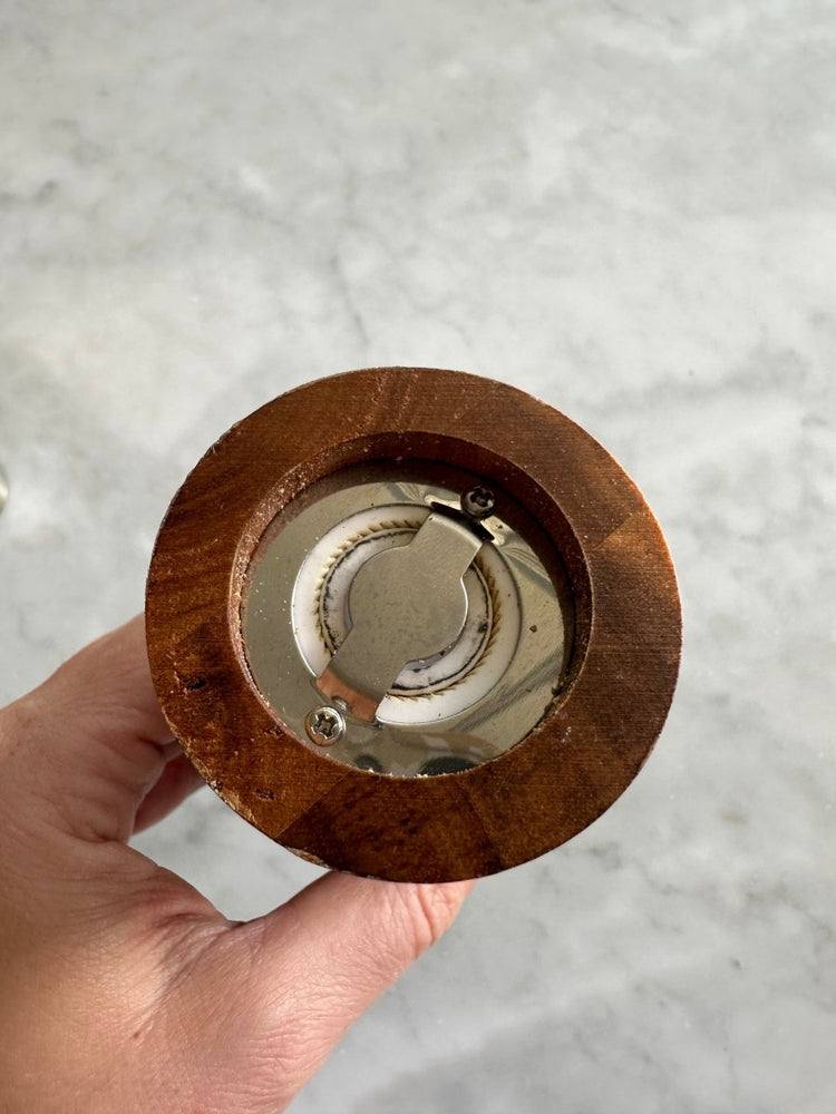 
                      
                        Busa Designs Acacia Wood Salt & Pepper Grinders - lily & onyx
                      
                    