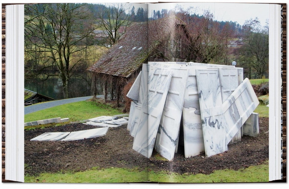 
                      
                        TASCHEN Ai Weiwei. 40th Ed. (German, French, English) - lily & onyx
                      
                    