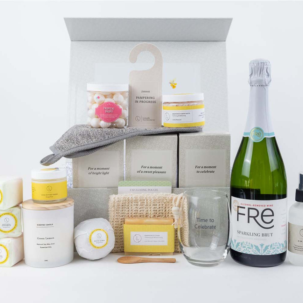 All Natural Grapefruit Bath Bomb & Shower Steamer Gift Set