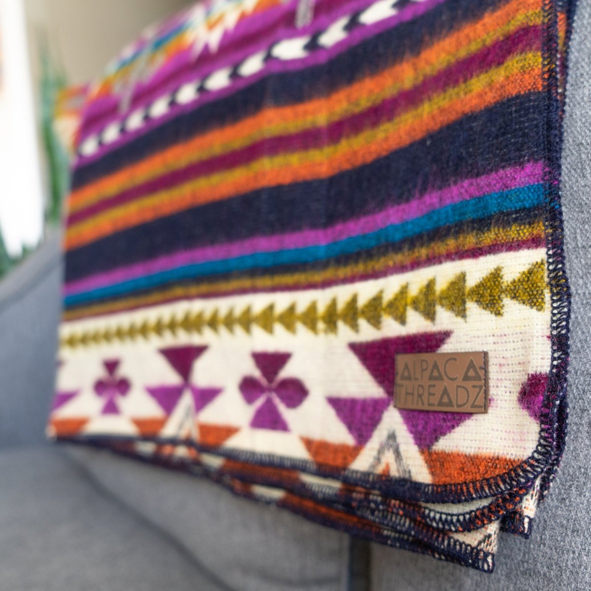 Alpaca Threadz Handmade Alpaca Wool Blanket – Amethyst | Queen Size Throw